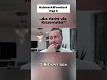 Wir probieren Katzenfutter-Snacks: Überraschend lecker? #shorts