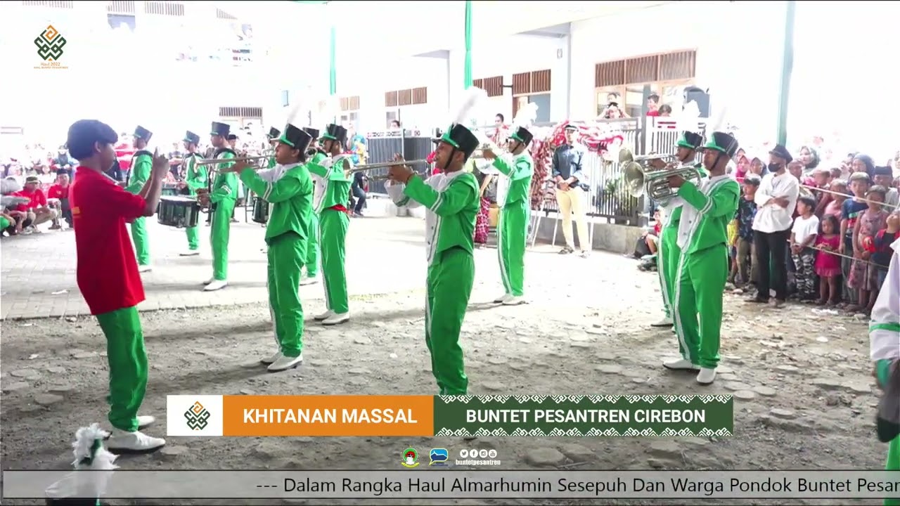Marching Band Gita Nusa Nawa (MBGNN) MANU Putra dengan Seragam & Lagu Baru dipawai Khitanan Massal