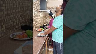 #new method for cutting onions🧅#husbandwife👫#comedy 😅😂