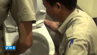 Tác nghiệp cơ bản của Kỹ thuật viên - Hướng dẫn thông tắc bồn cầu