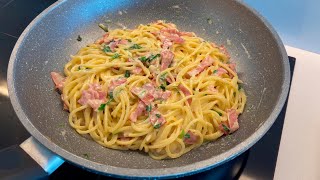 This is the most delicious carbonara pasta I've ever eaten! Easy, fast and very tasty!