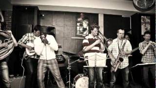 Uma Nota May 20.2011 w/ the Heavyweights Brass Band & Paul E Lopes