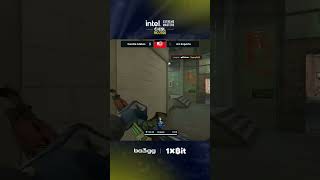 mopoz begins with a knife and finishes with three kills #bo3 #esl #rio #cs #cs2 #knife