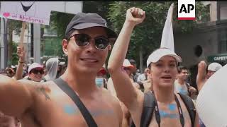 Nudists march in Mexico City
