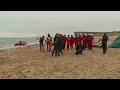 Kitesurf  les moniteurs forment les pompiers sur lile de r