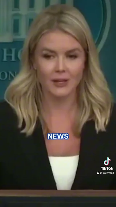 Fox News reporter confronts Karoline Leavitt about Epstein ‘client list’ as MAGA turns on Trump