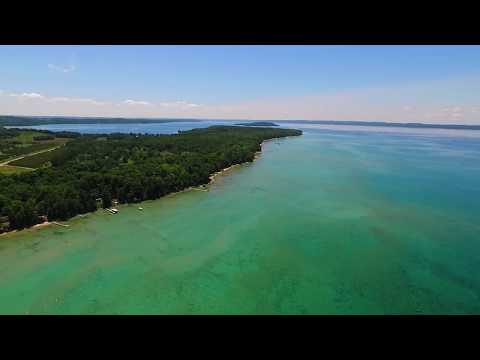 15655 Birch Dr, Traverse City, MI home video tour