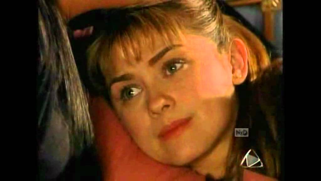 Abrazame Muy Fuerte- Maria del Carmen y Cristina; Maria del Carmen sueña con Diego (capitulo 134)