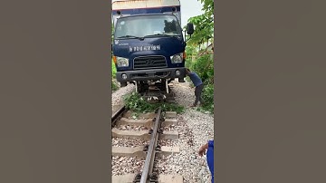 Xe tải đường sắt