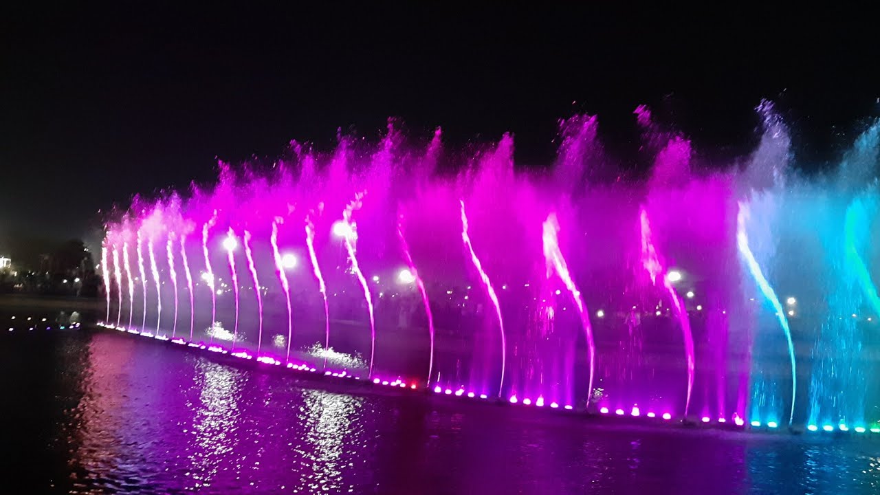 Dancing Fountains Iqbal Park Lahore Minar E Pakistan YouTube