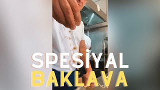 TOLGA USTA’NIN SPESİYAL BAKLAVASI Resimi