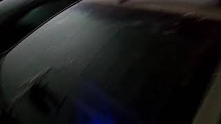 Скребок для лобового стекла.