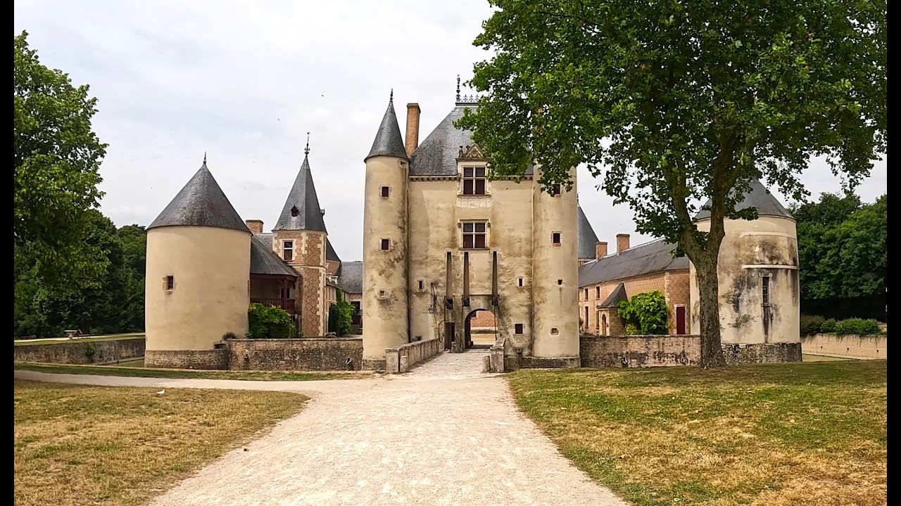 Castle in France | Day 3: Castle Tour,  Beautiful Gardens & Perfume Museum