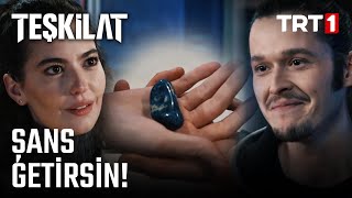 Gürcan'dan Pınar'a Mavi Şans Taşı! - Teşkilat 10. Bölüm