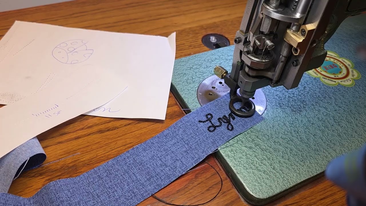 Демонстрация названия вышивальной машины цепного стежка