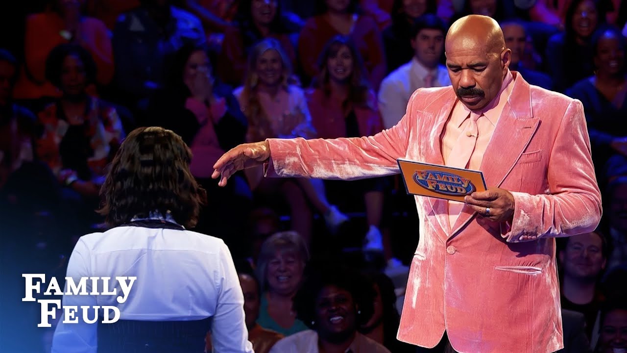 April bails on Steve Harvey in Fast Money!! - YouTube