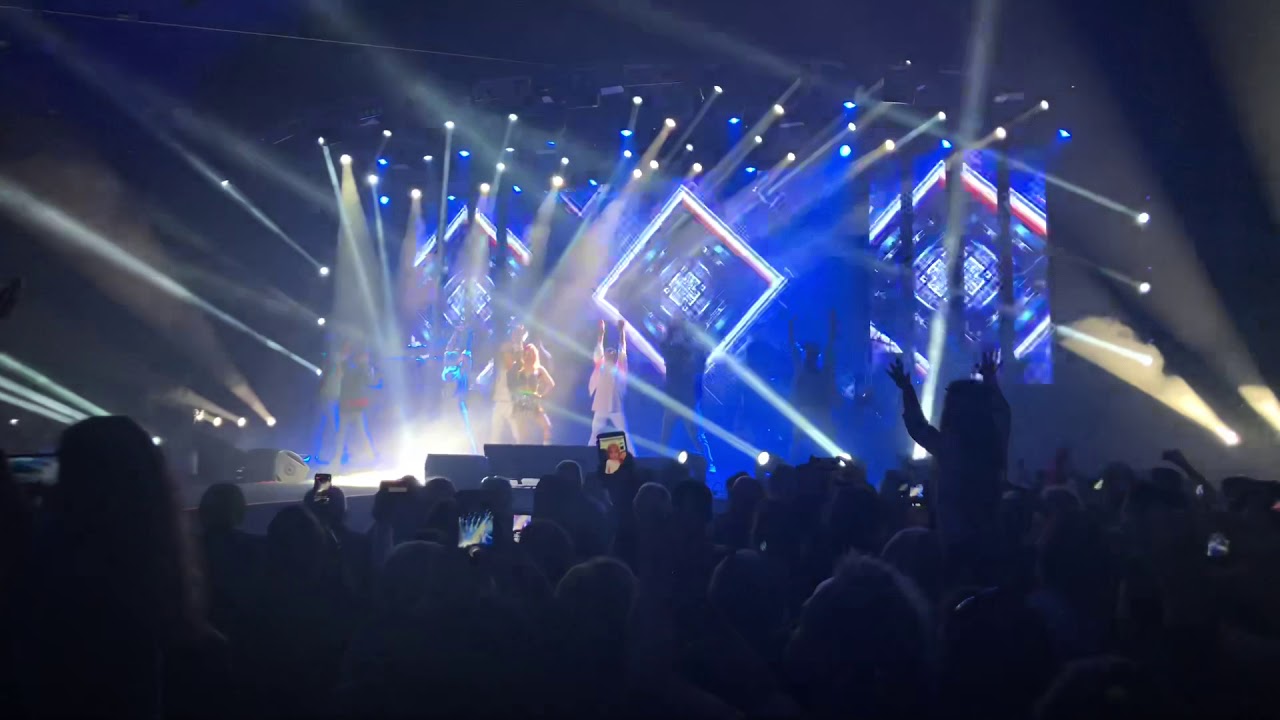 Aleyna Tilki - Cevapsız Çınlama - Bostancı Gösteri Merkezi