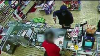 7-11 Off Euclid St In Anaheim, CA | Robbery Caught On Tape