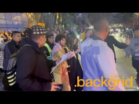 Selena Gomez And New Boyfriend Benny Blanco Draw A Crowd After The Lakers Game In Los Angeles, Ca