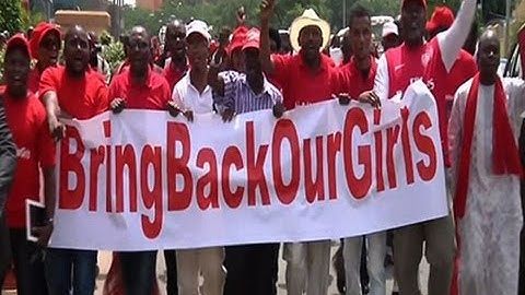 Raw: Protestors Defy Ban on Protest in Nigeria
