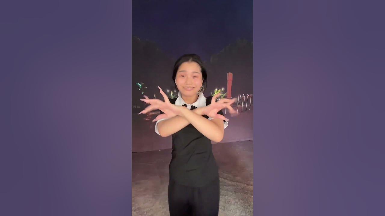 Fengbao Finger Dance The Sunny Spring Day 九九艳阳天 Original Performance