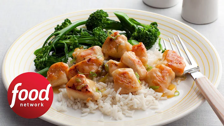 How to Make Rachael's Easy Lemon Chicken | 30 Minu...