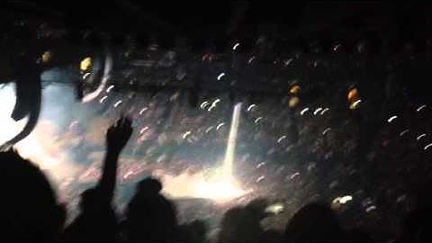 Intro Yeezus Tour