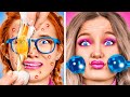 Ma sœur ME copie ! Trucs et astuces de beauté E-GIRL vs INTELLO de TikTok par La La L