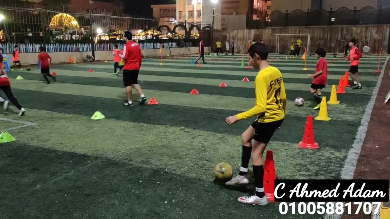 تدريب باص باستخدام القدمين مع الحركة لسن 10,11,12,13,14 سنه كابتن أحمد أدم 🏃⚽💪🇾🇪.