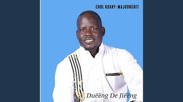 Dhiom Nyic Dhuruup (Mama Adhieu-Malith)