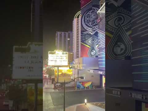 DEPAY TREMENDA PROPINA al APARCACOCHES de su FERRARI en el CASINO MONTECARLO