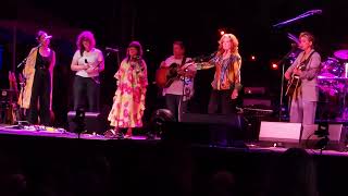 Bonnie Raitt, Brandi Carlile - The Sweetest Gift (Linda Rondstadt) - Mothership Weekend - 5-12-24