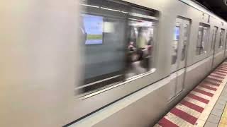 東京メトロ日比谷線人形町駅を発車。#東京メトロ #人形町 ＃日比谷線