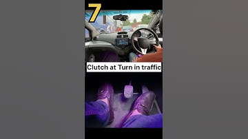 Clutch Control at Turning in Traffic #shorts #drivingtips