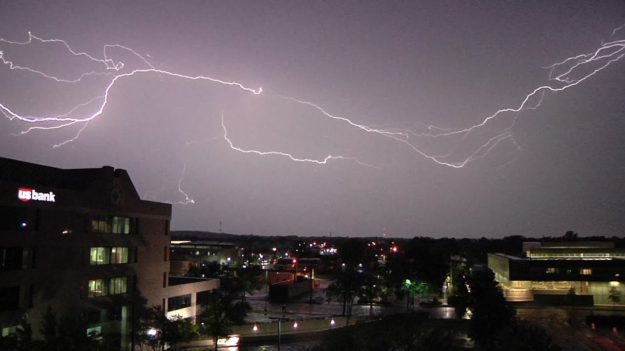 Vivid lightning over Saint Cloud, MN - 7/3/2018