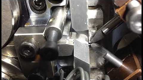 JYF High Speed Spring Coiling Machine: CUT1