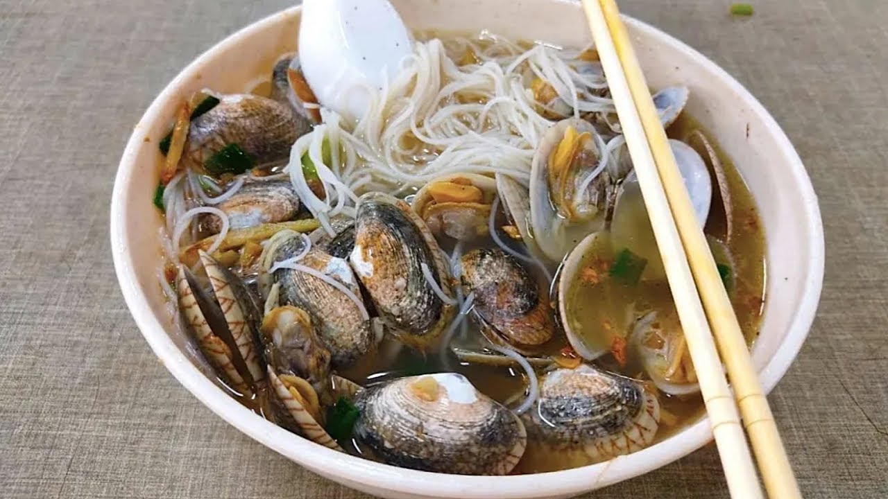 finally-gets-one-day-off-starting-in-icc-pudu-street-food-and-biggest