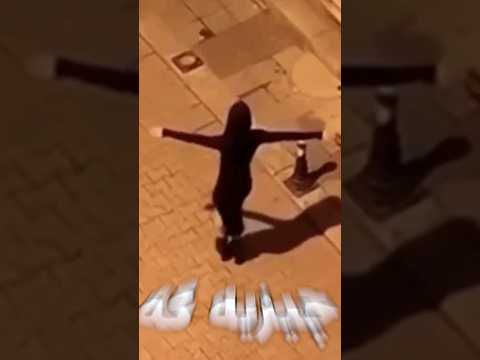 زن رقصنده صربستانی شورت 