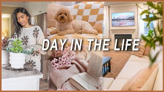 Cozy spring day in the life| new samsung frame TV, Indoor house plants care, prepping the garden.