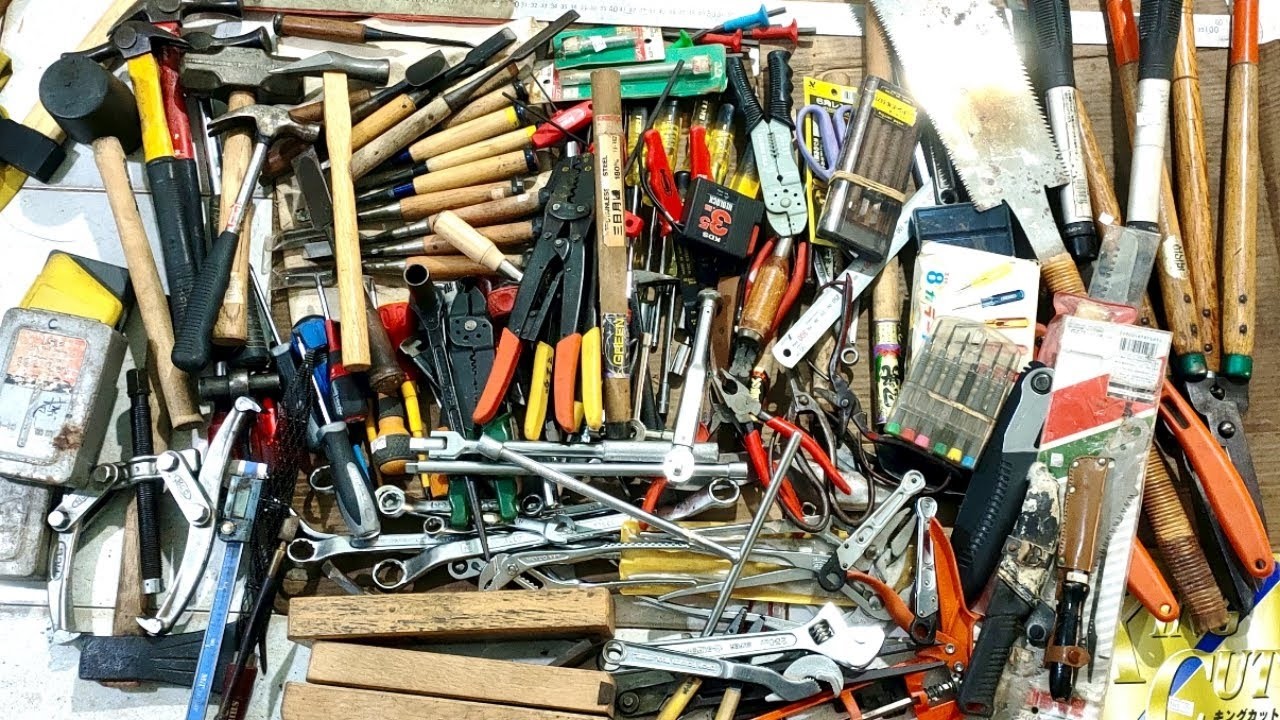 Lô Hàng Nhật Bãi Đầu Năm, Bếp từ, Đài fm, Bộ trà xoay, Máy Say, Bộ dao, Bộ nồi, Máy cưa pin, Bơm xe