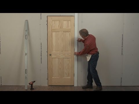 Video: Hur man installerar en dörr med egna händer: steg för steg instruktioner