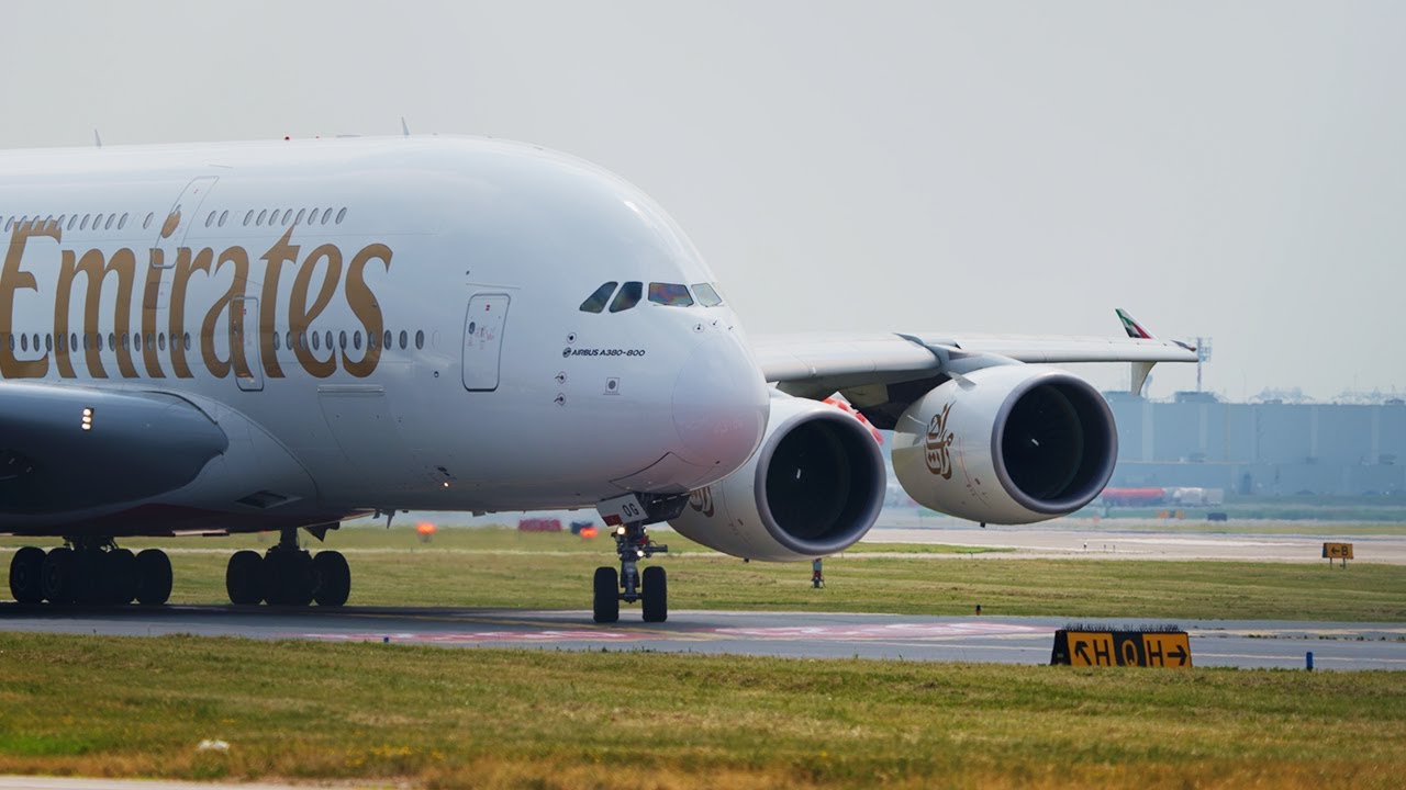 ✈️ EMIRATES & ETIHAD A380 AT YYZ 🇨🇦 | 4K PLANE SPOTTING AT PEARSON |  30 MINS OF TAKEOFFS!