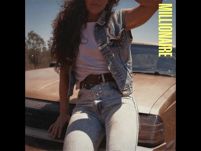 Fanny Lumsden shares a Moment with Tracy & the Big D on Fraser Coast Fm, April 2023