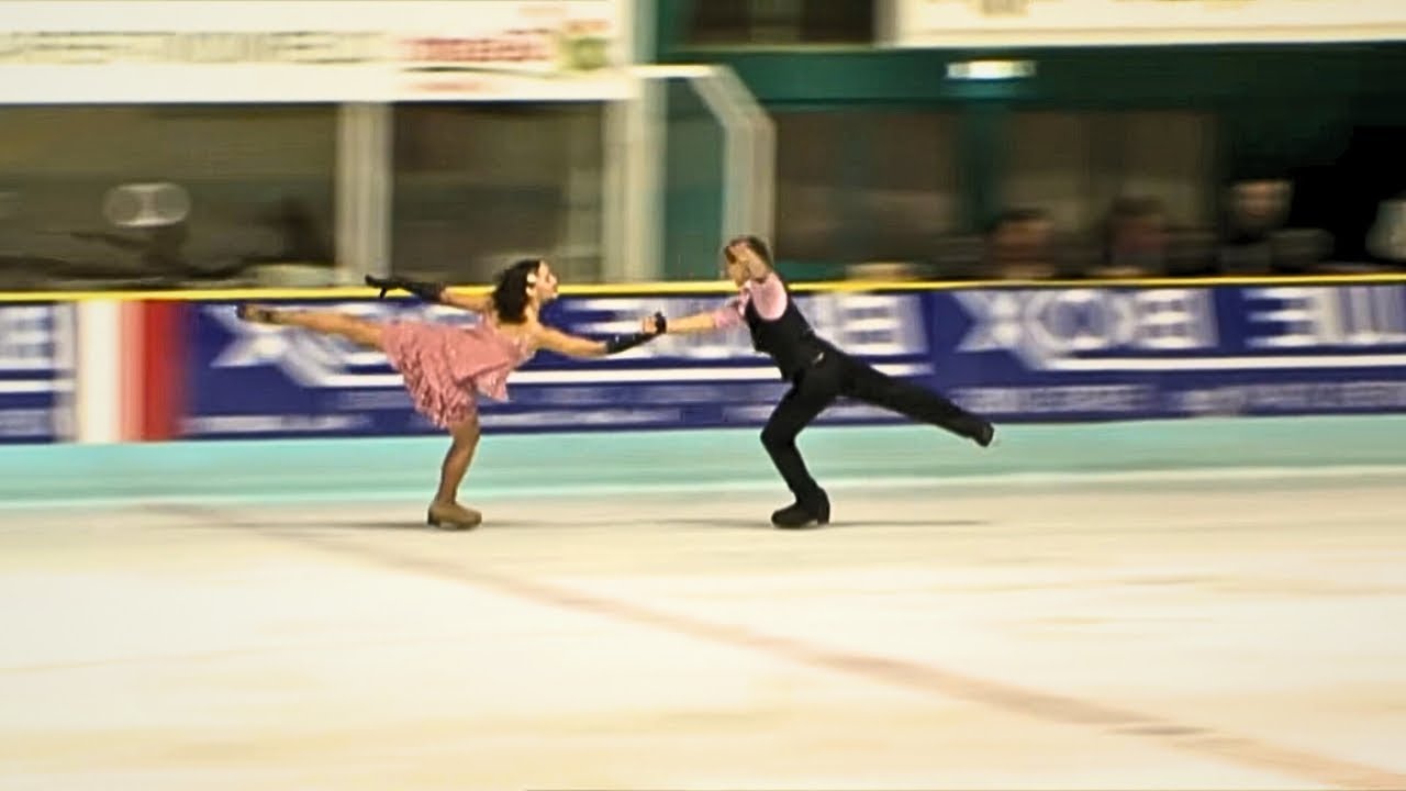 Sacrifices familiaux : La route vers la gloire de deux jeunes patineurs