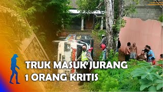 BLITAR - Mobil Pick Up Pengangkut Sapi Jatuh Dari Tebing Setinggi 10 Meter