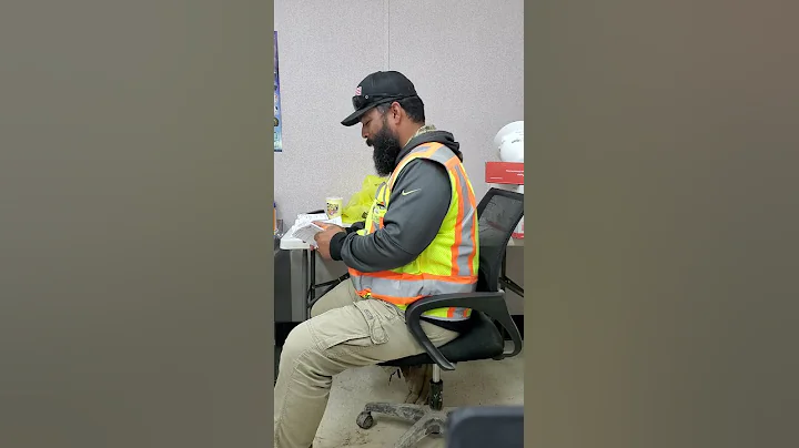 Juan Rio get in the care Elizabeth