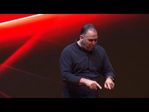 Gelecek Avuçlarınızda | Hasan Yıldız | TEDxHacettepeUniversity