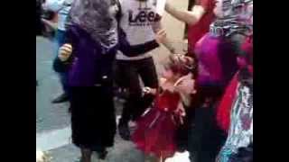 رقص بنات جامعة بغداد   YouTube