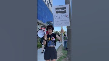 GUYWITHAPICKETSIGN🪧📢 #wgastrong #strike #sagaftra #spongebob