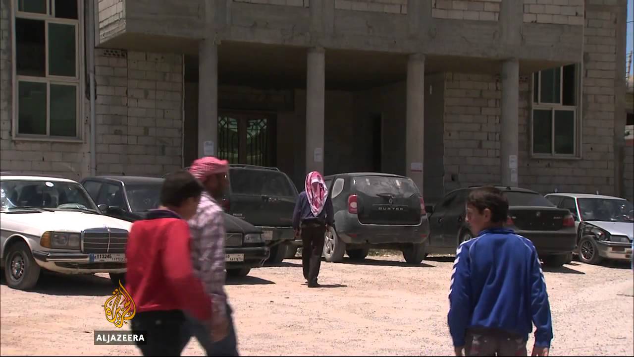 مقاتلو جبهة النصرة يشنون غارة على بلدة لبنانية